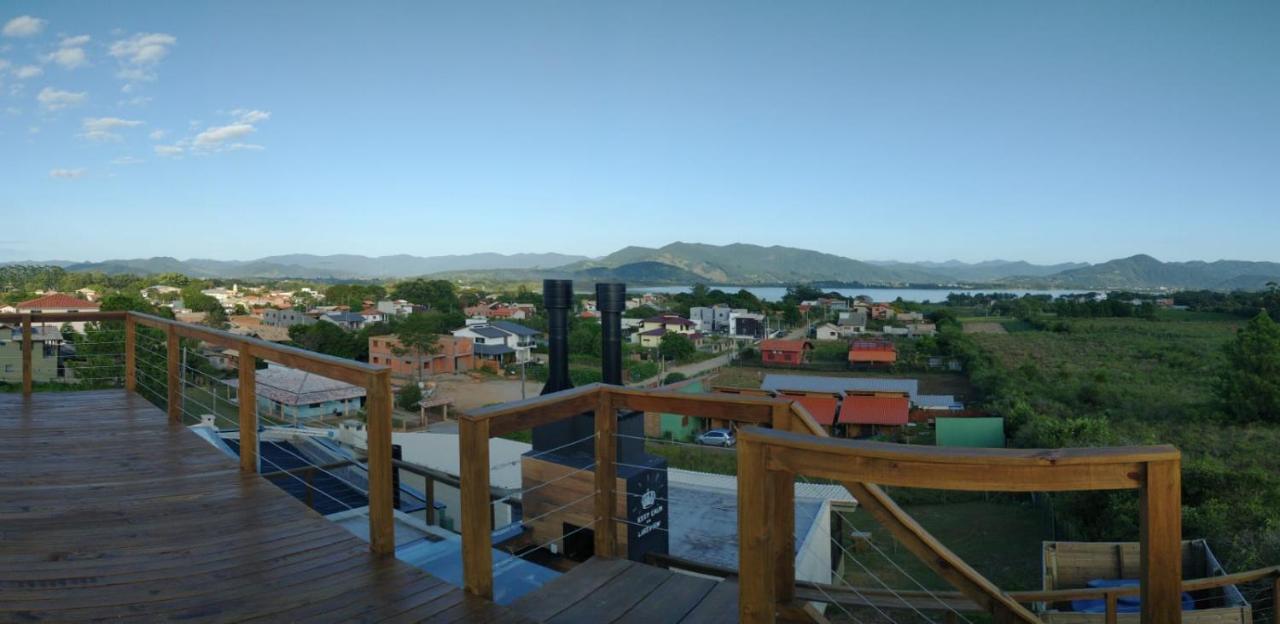 Lake View Guest House Praia do Rosa Extérieur photo